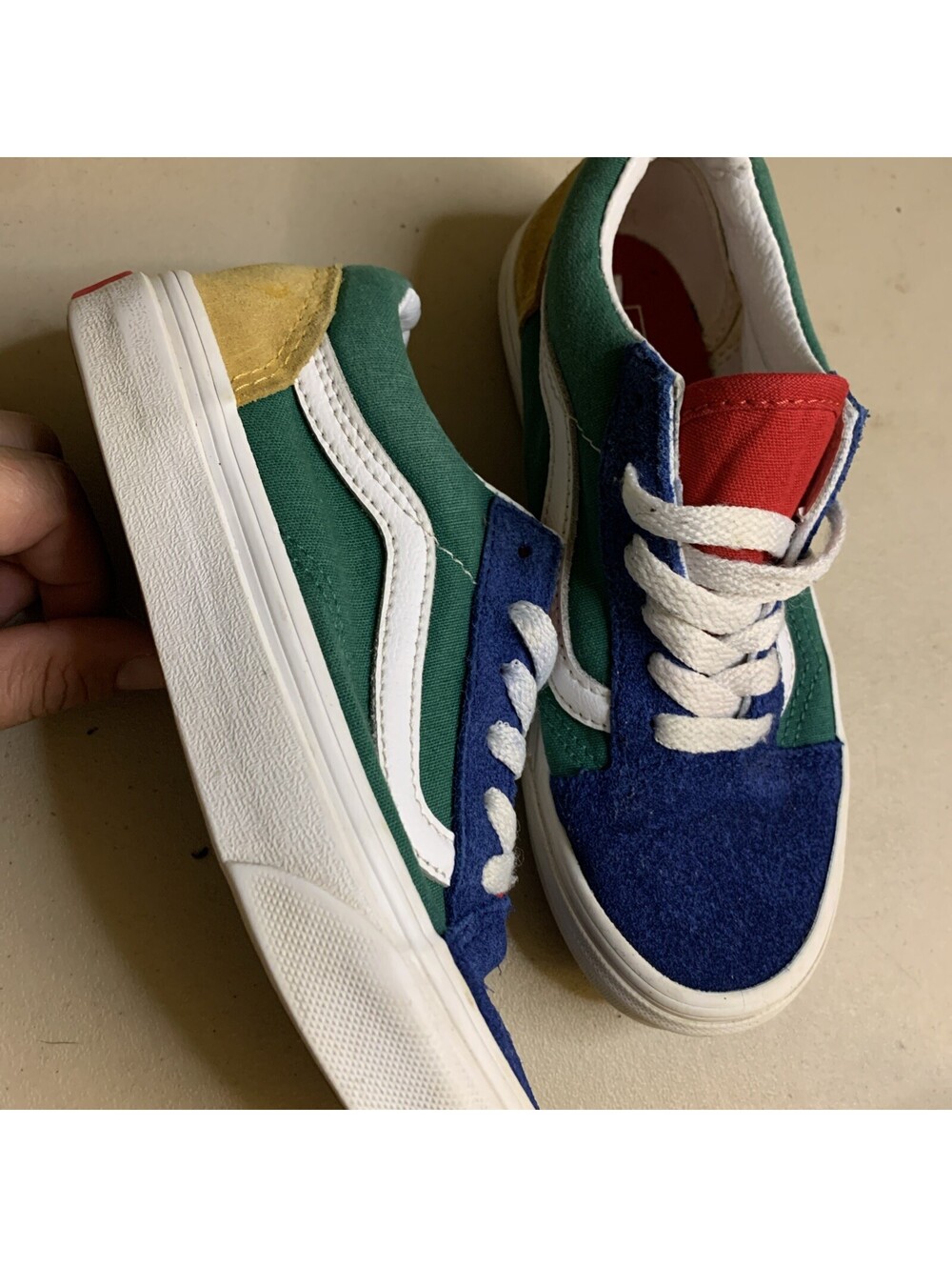 Vans Kids Yacht Club Shoes Sz 1